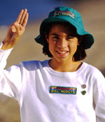 Photo of a Girl Scout demonstrating the Girl Scout Promise. © GSUSA. All rights reserved. (Photographer: Lori Adamski-Peek)